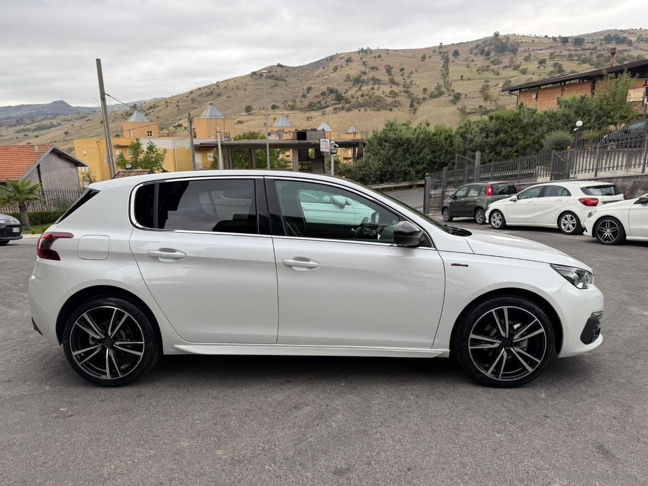 PEUGEOT 308 BlueHDi 120 S&S GT Line