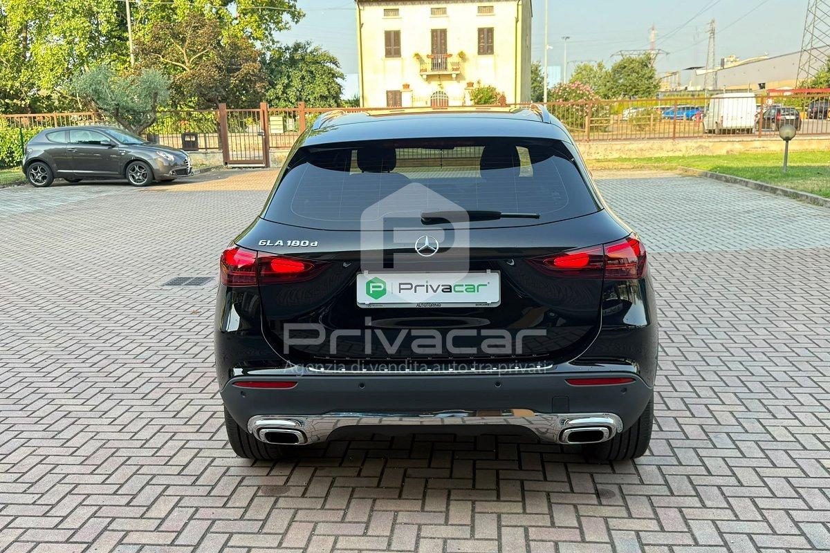MERCEDES GLA 180 d Automatic Progressive Advanced