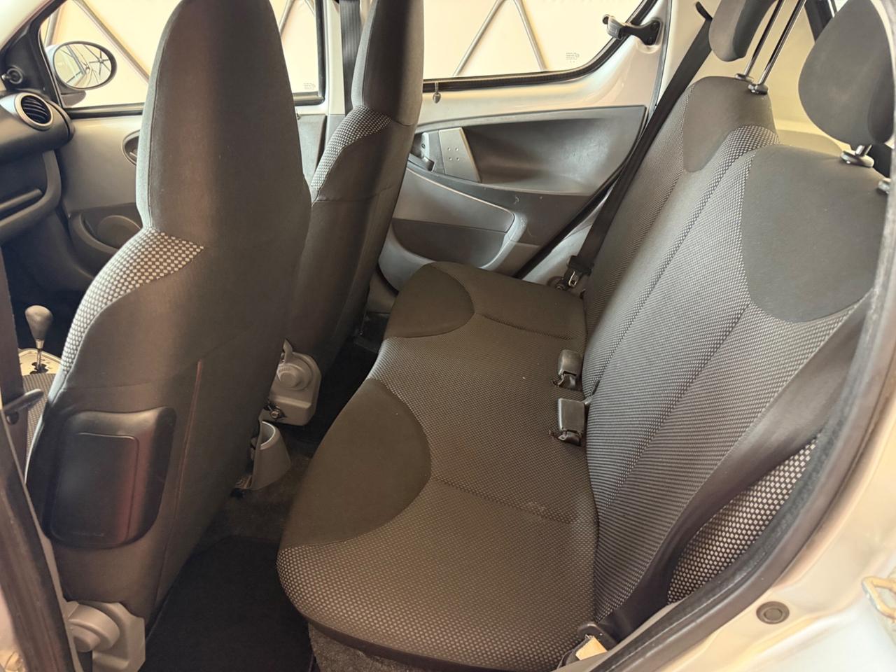 Toyota Aygo 1.0 12V VVT-i 5 porte Now