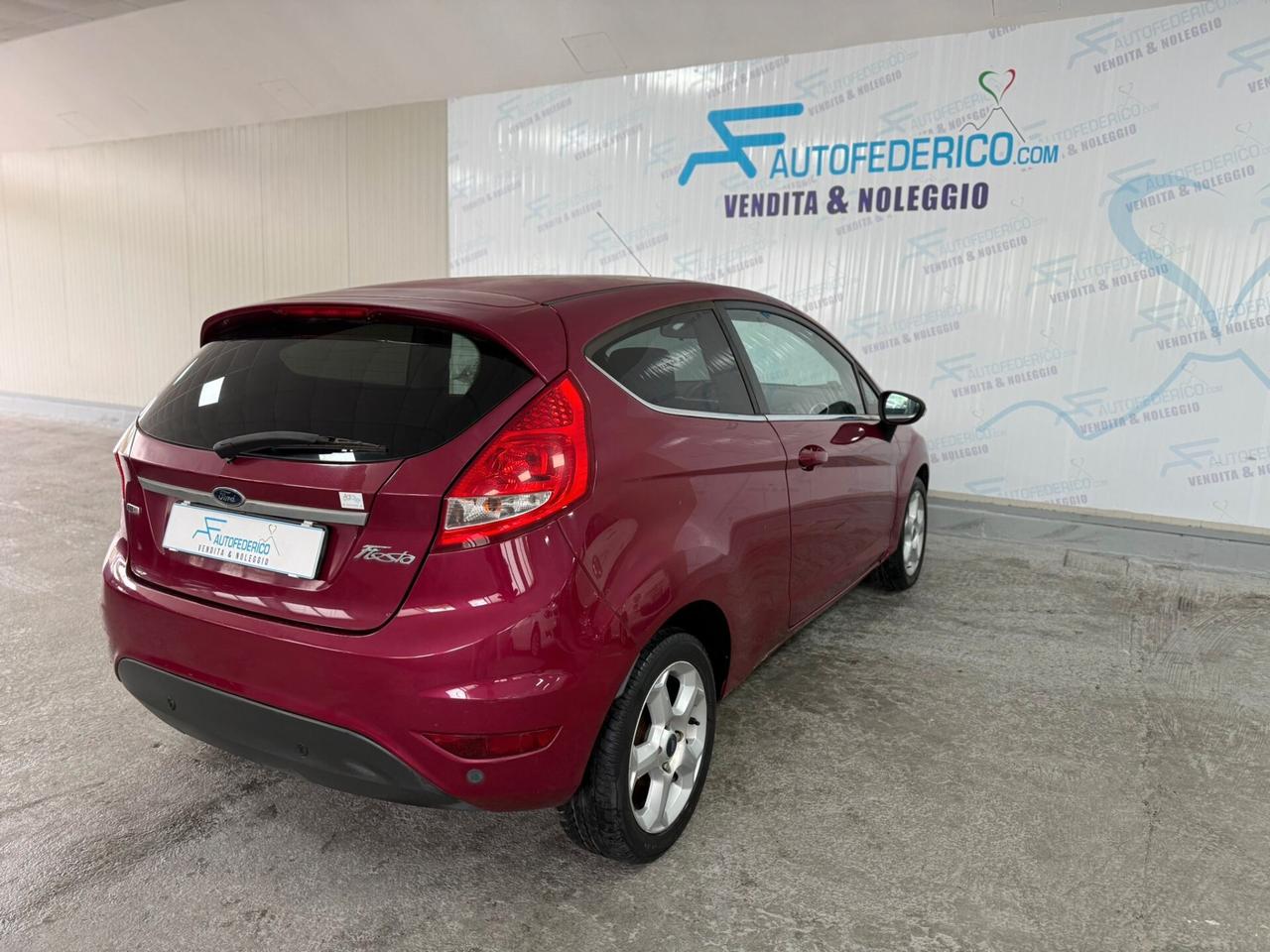 Ford Fiesta 1.4 Tdci 68cv 3 porte Titanium