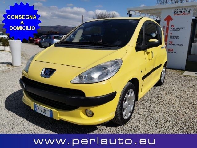 PEUGEOT 1007 1.4 HDi Trendy