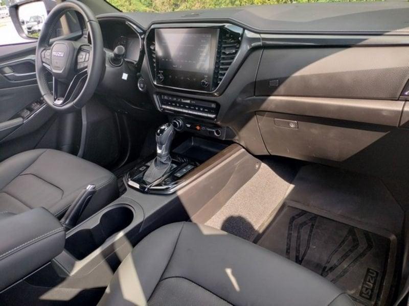 Isuzu D-Max N60 1.9 aut. Crew Nitro Sport Cab