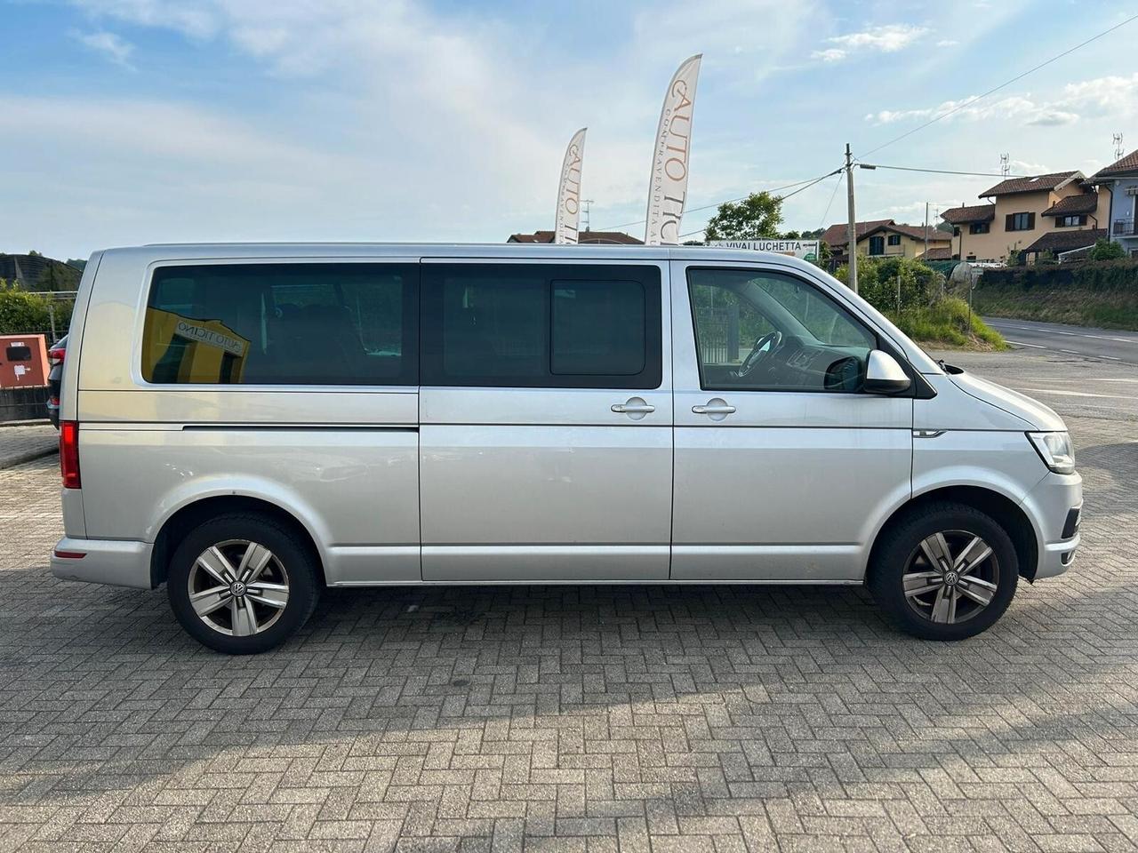 Volkswagen Caravelle 2.0 TDI 150CV Comfortline