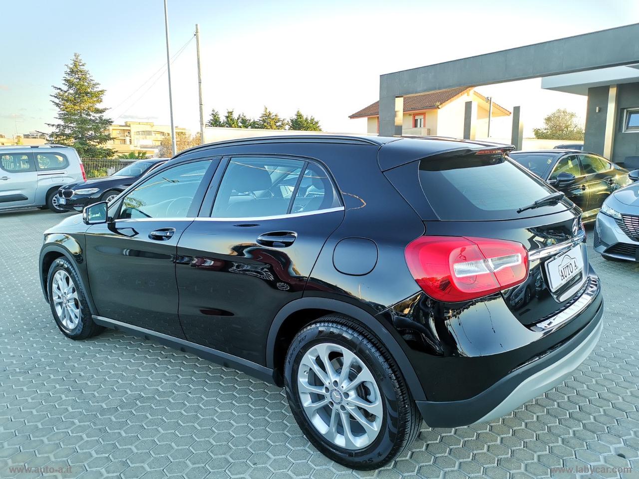 MERCEDES-BENZ GLA 180 d Automatic Sport
