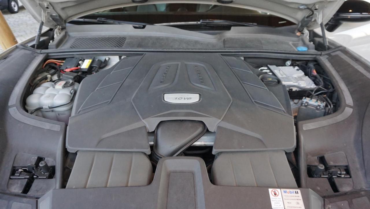 Porsche Cayenne Coupé 3.0 V6