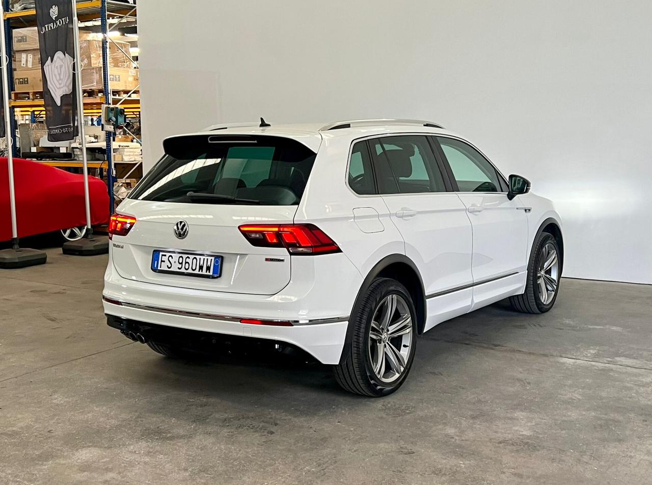 Volkswagen Tiguan 4 WD R Line