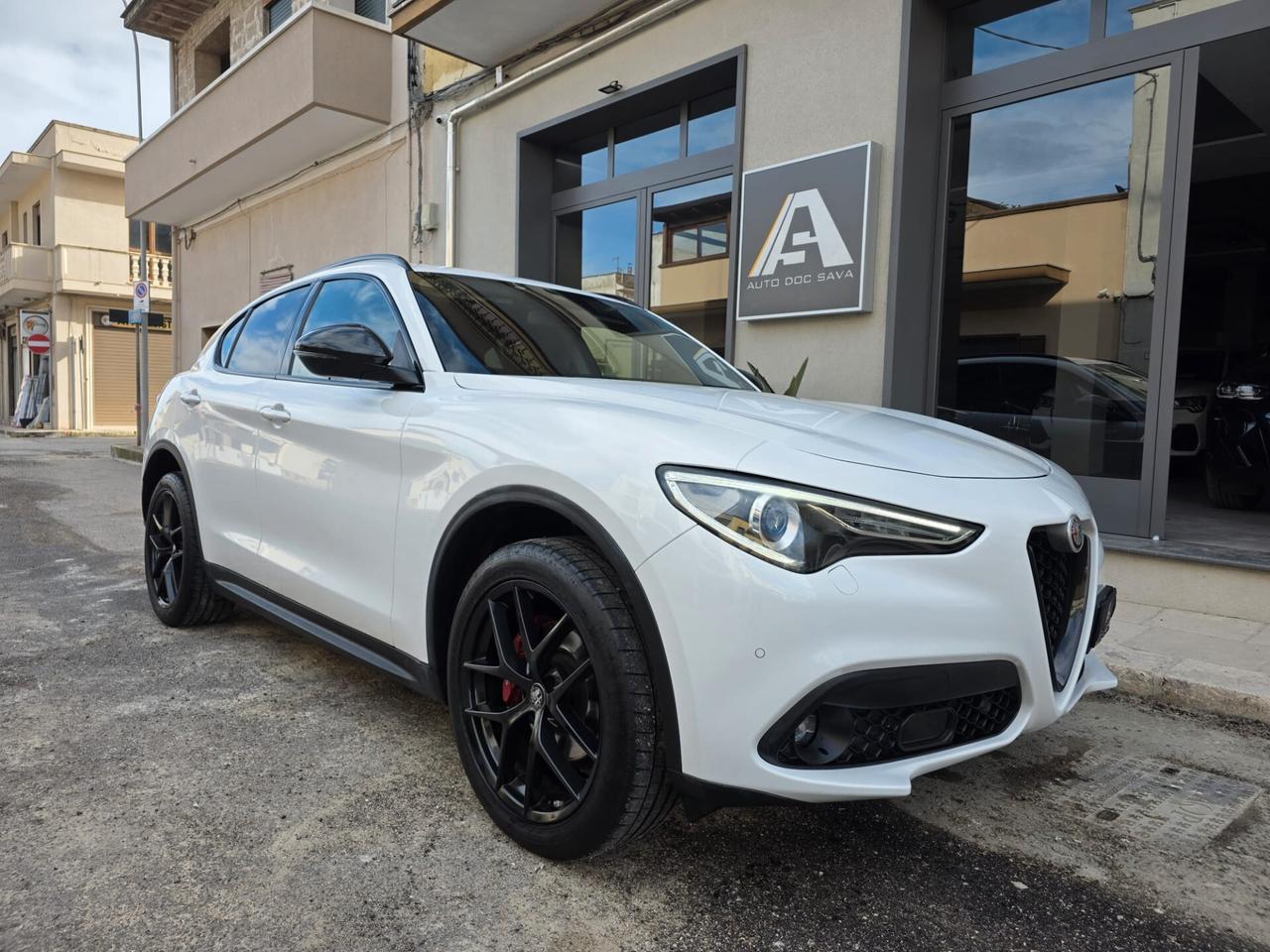 Alfa Romeo Stelvio 2.2 210 CV AT8 Q4 Business T...