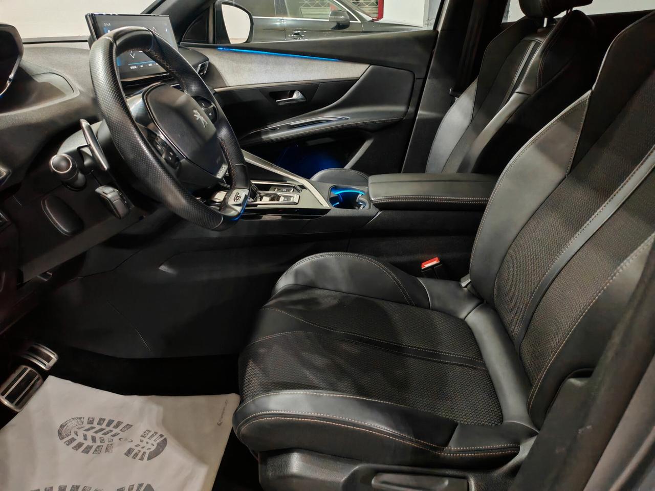 Peugeot 3008BlueHDi GT Pack navig cam 2022