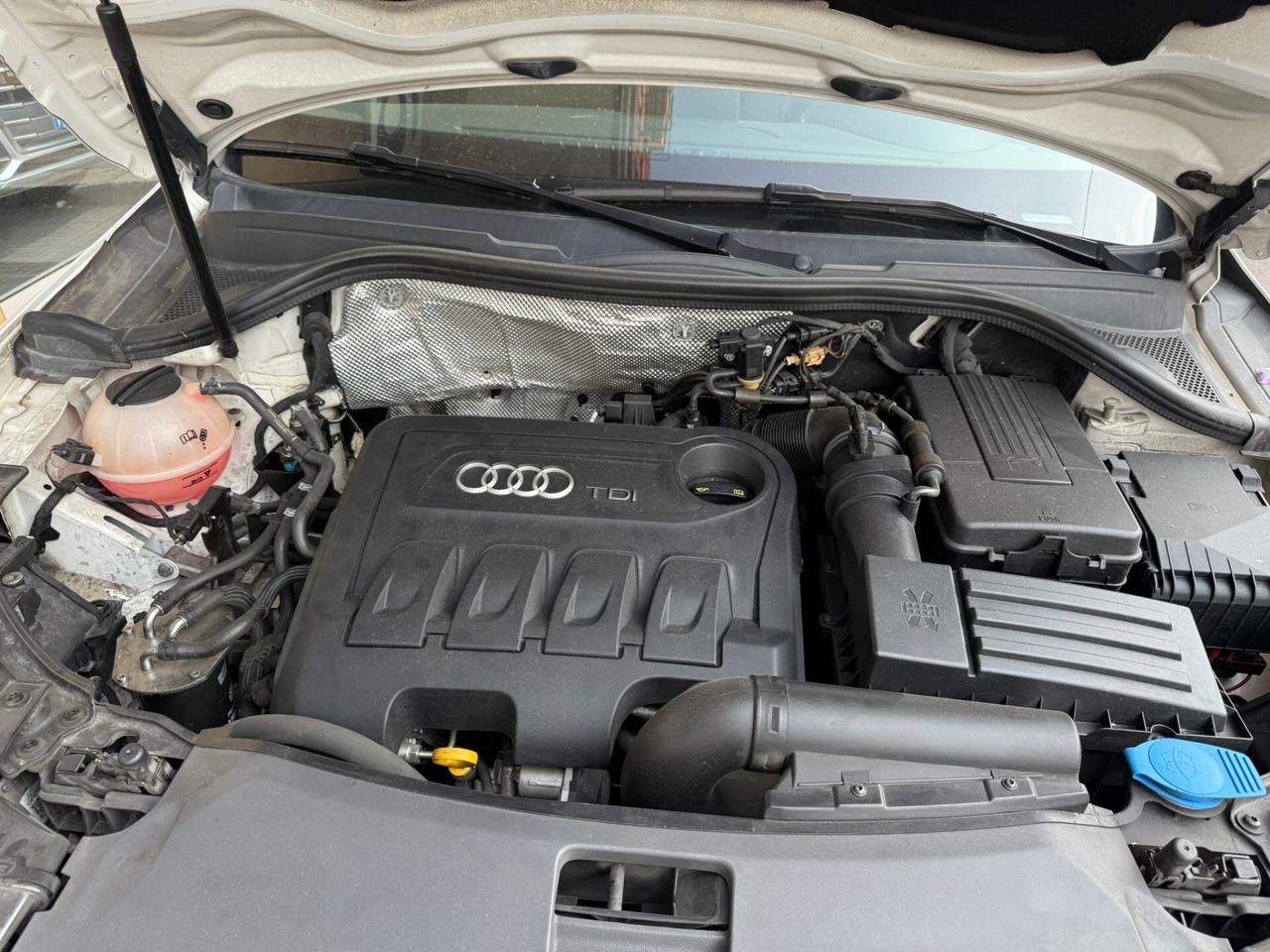 Audi Q3 2.0 TDI 150 CV Sport distribuzione fatta