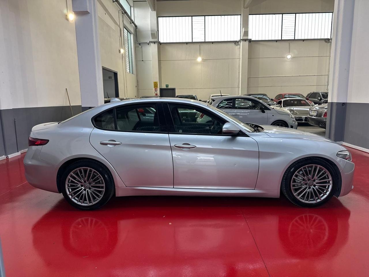 Alfa Romeo Giulia 2.2 150cv super