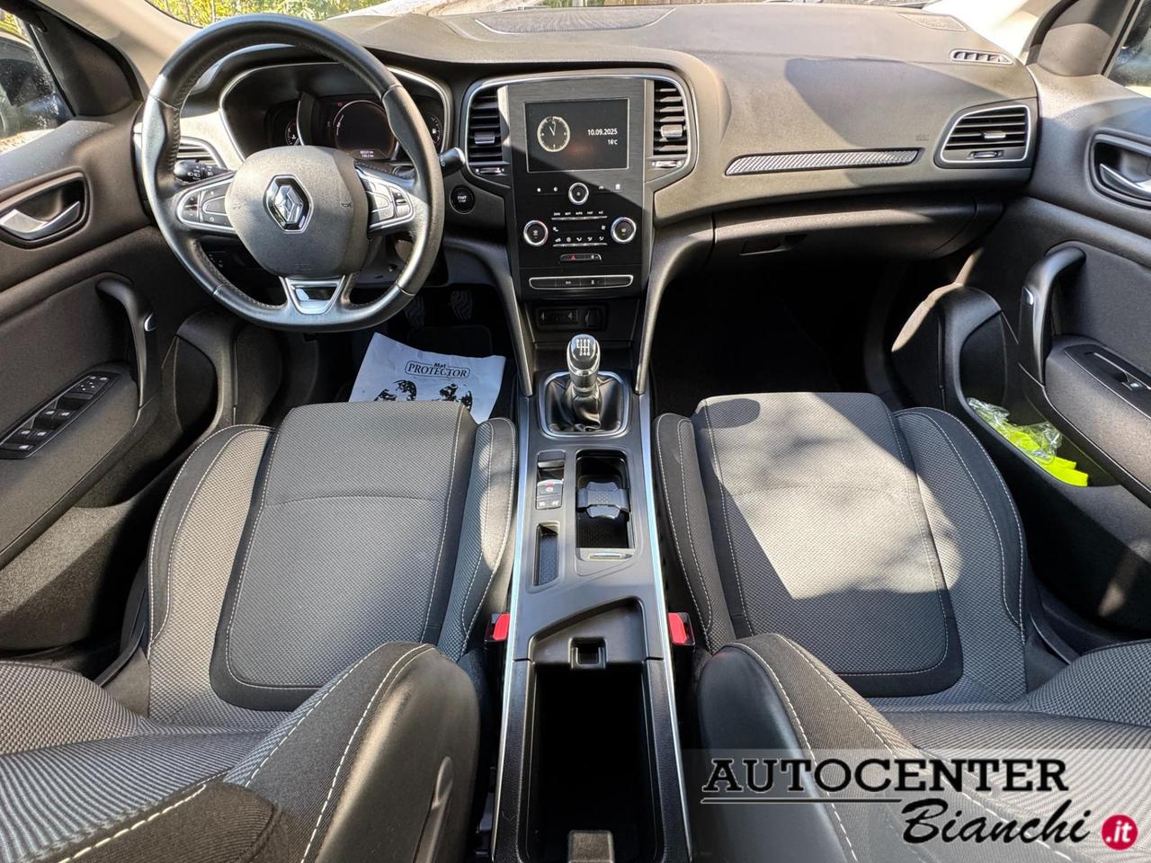 Renault Megane 5 Porte Megane 1.5 blue dci Business 95cv my19