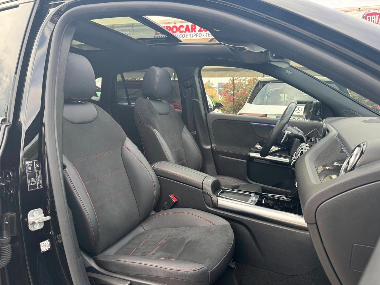 MERCEDES GLA200d PREMIUM PLUS AMG LINE