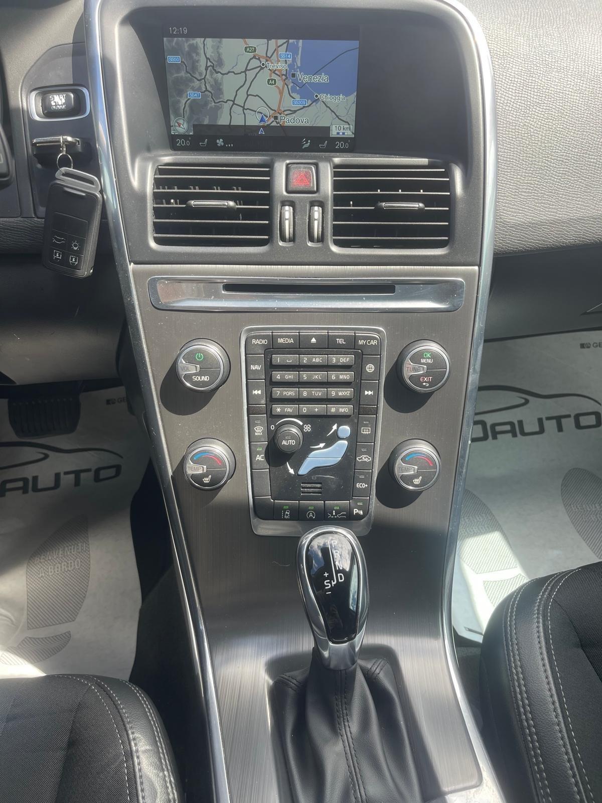 Volvo XC 60 XC60 D3 Geartronic Summum