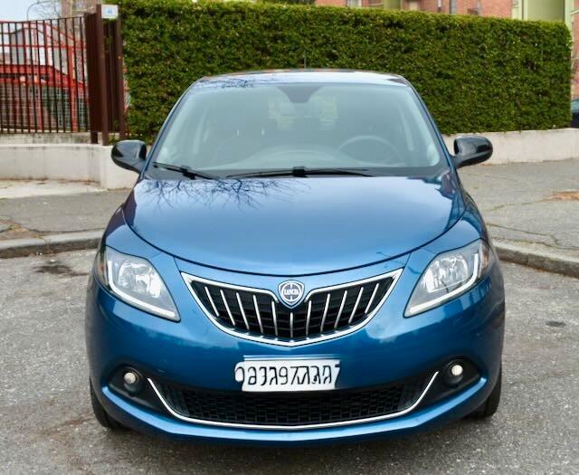 Lancia Ypsilon 1.0 FireFly 5 porte S&S Hybrid Gold