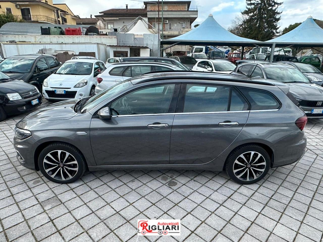 Fiat Tipo 1.6 Mjt S&S SW Lounge - Solo 133.233 Km!