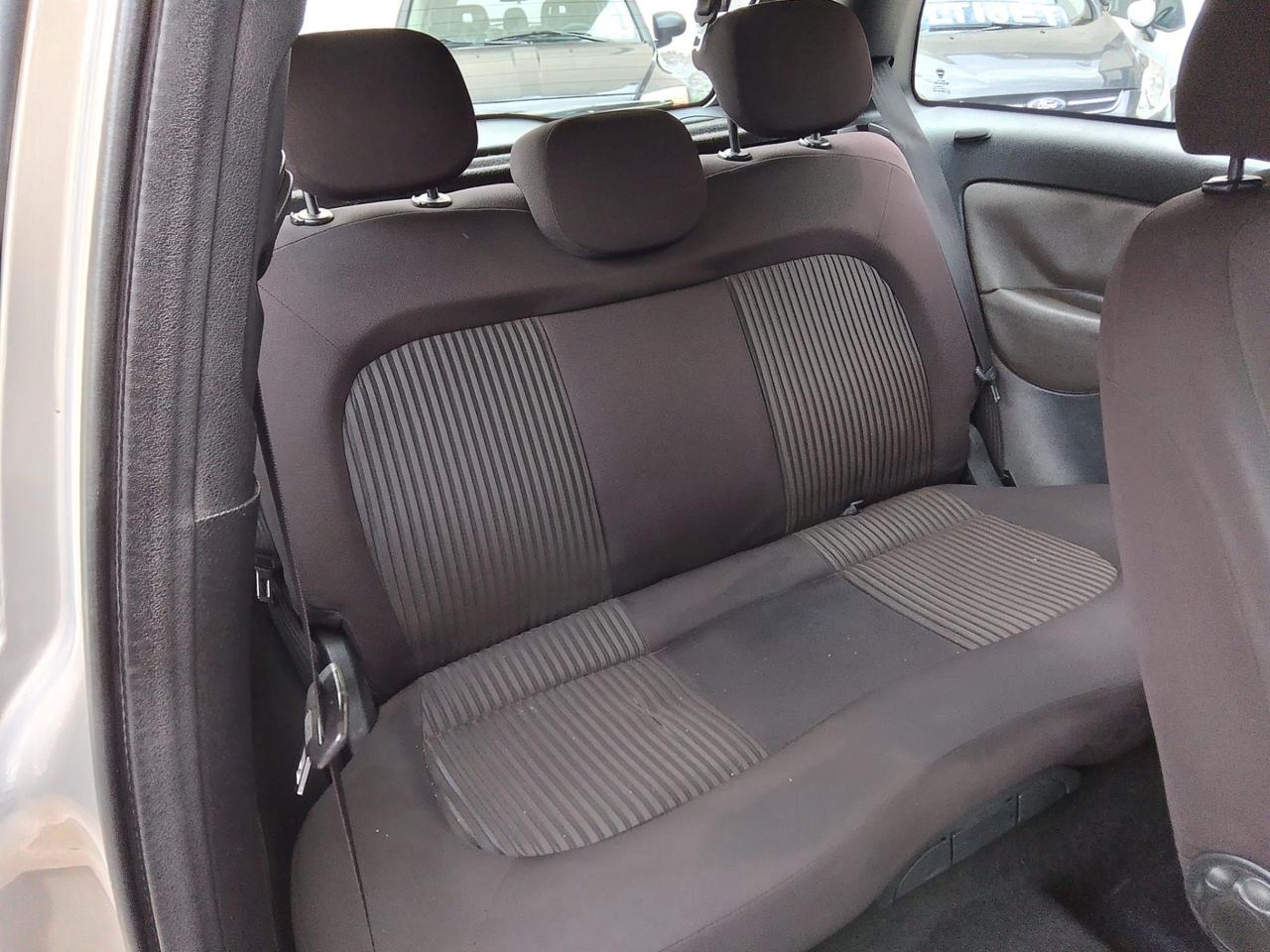 Lancia Ypsilon 1.4 Oro Ecochic GPL Anno 2010