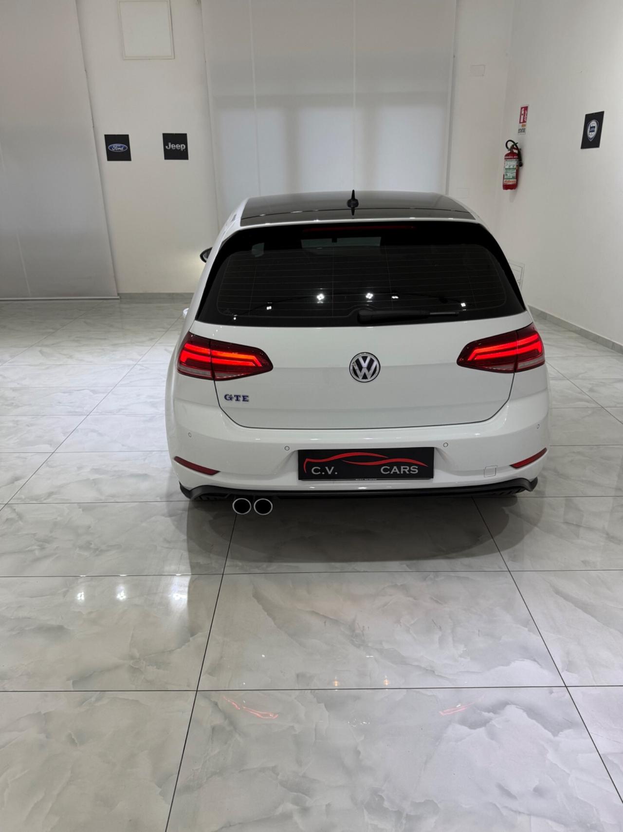 VOLKSWAGEN GOLF GTE UNICO PROPRIETARIO