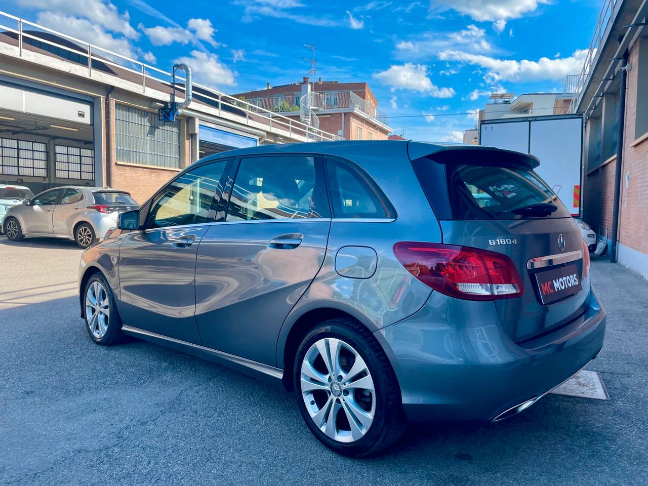 Mercedes-Benz B 180 PREMIUM – UNICO PROPRIETARIO – 139.000 KM