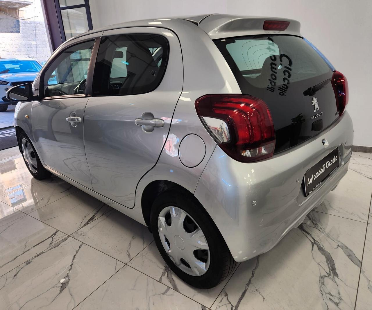 PEUGEOT 108 1.0 BENZ.