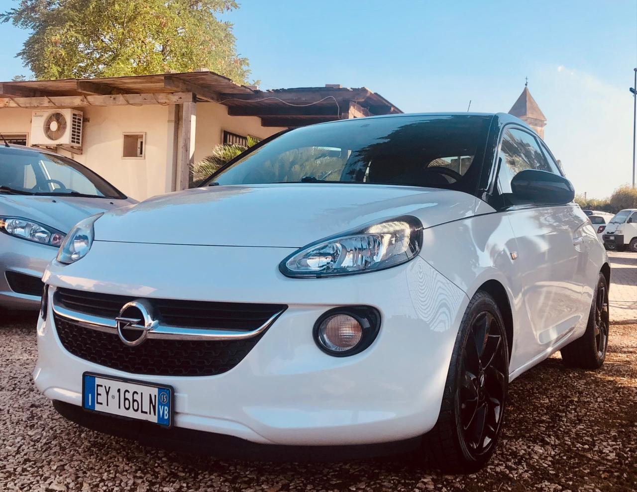 Opel Adam 1.4 87 CV Glam