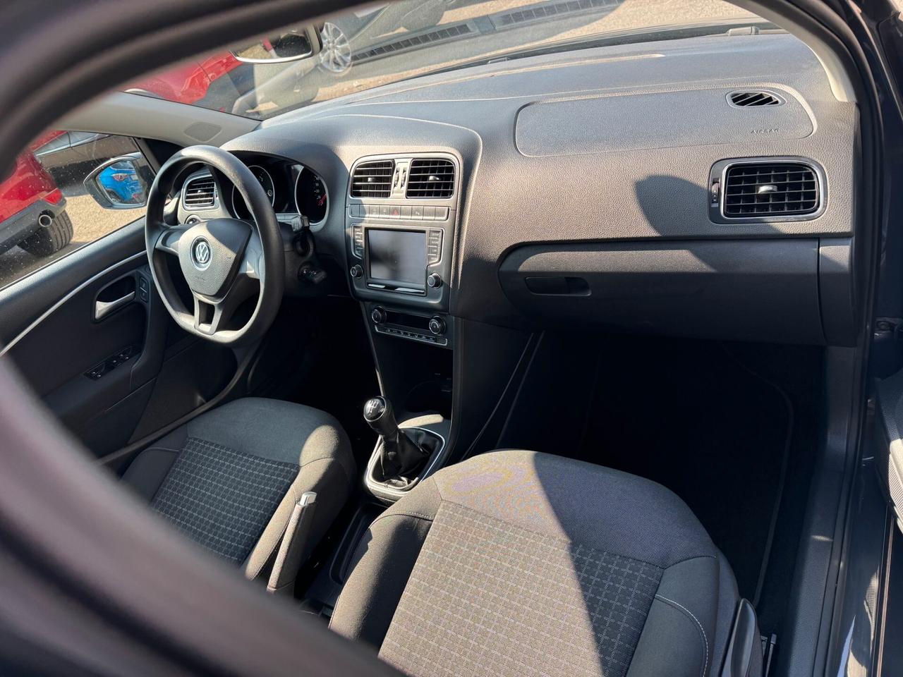 Volkswagen Polo 2016 5p 1.4 tdi Comfortline 75cv*OK NEOPATENTATI*