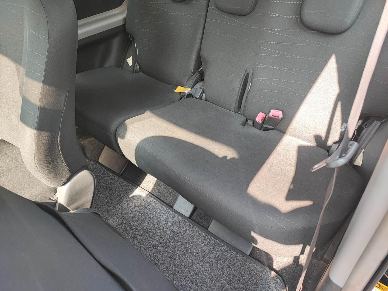 Toyota Yaris 1.0 uni-pro