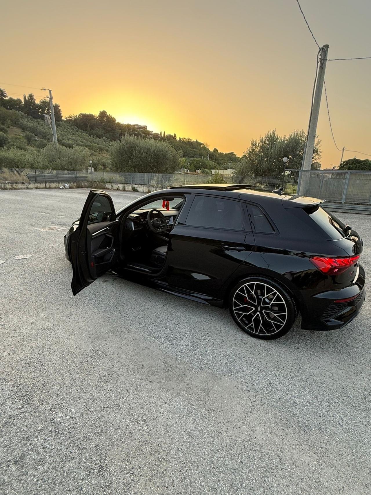 Audi A3 RS 3 SPB TFSI quattro S tronic