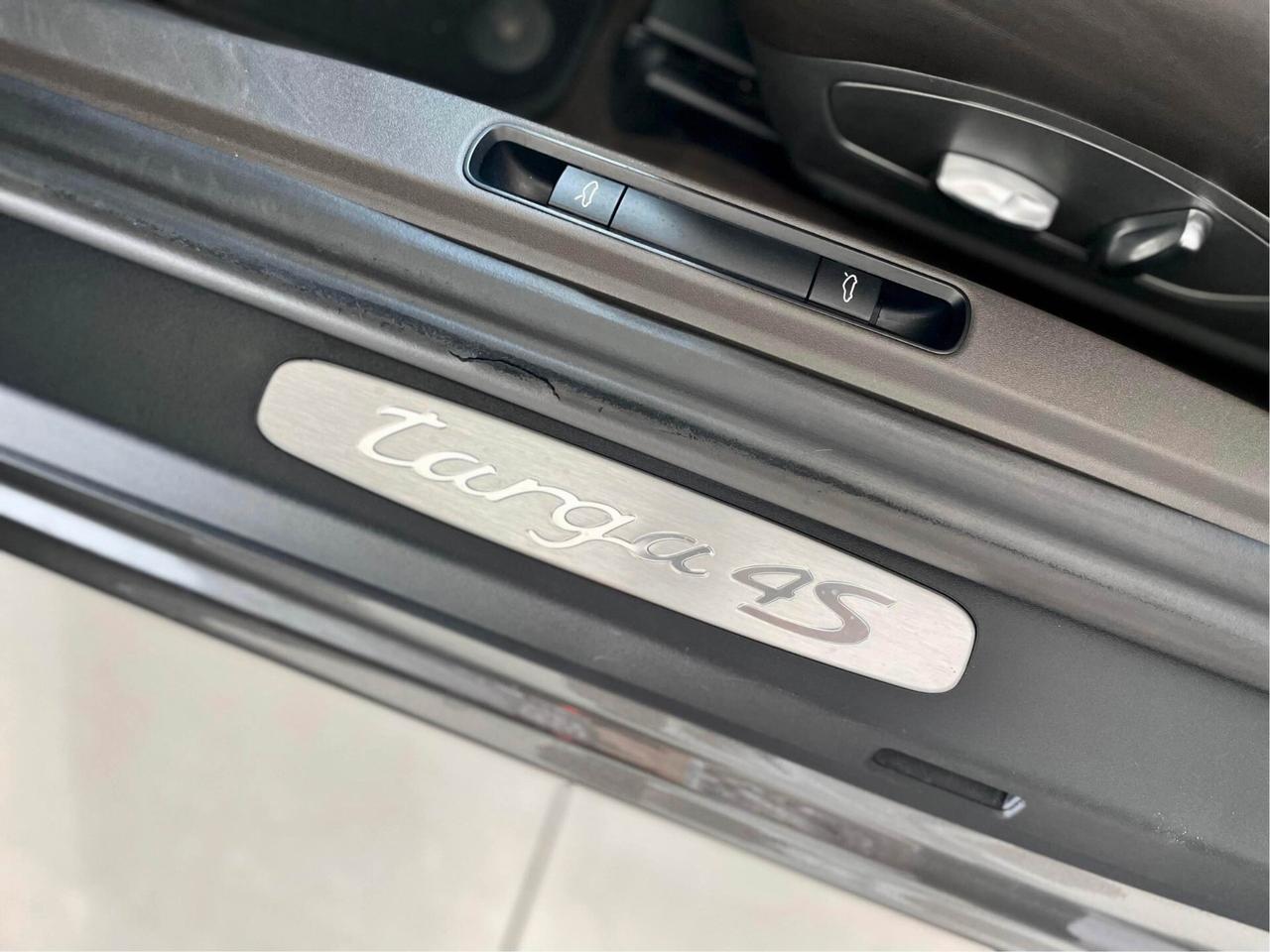 Porsche 911 3.8 Targa 4S PDK