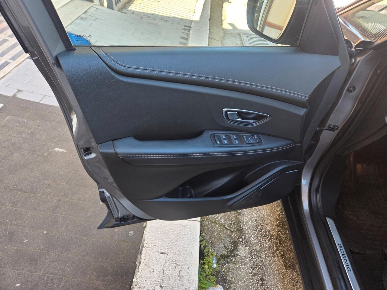 RENAULT GRAND SCENIC 7 POSTI KM CERTIFICATI