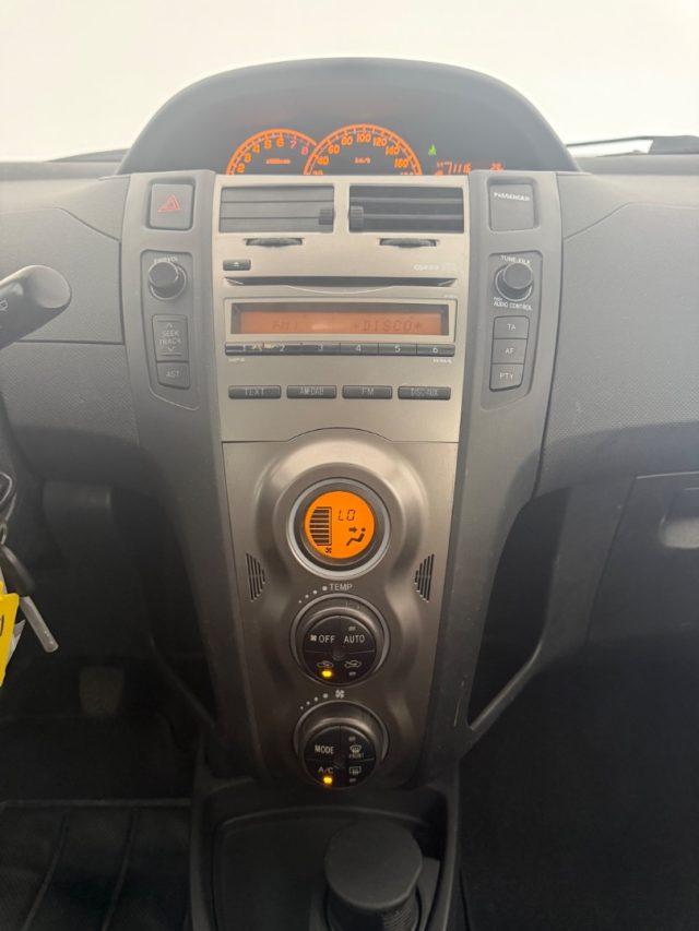 TOYOTA Yaris 1.0 5P LuXuRy Pack