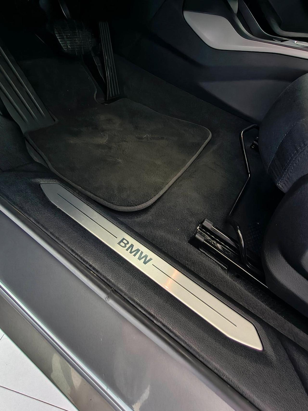 Bmw 116 116d 5p. Business Advantage