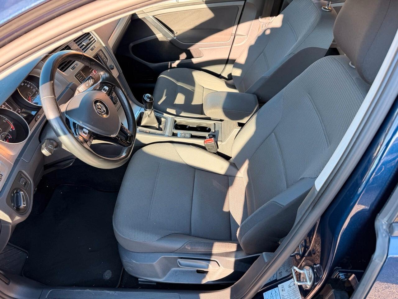 Volkswagen Golf Variant 1.6 tdi Business 110cv