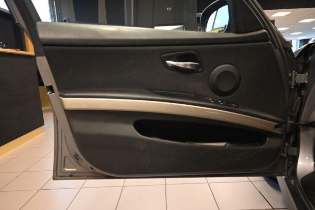 BMW 318 d 2.0 TOURING ATTIVA 143CV RESTAILING AFFARE UNICO