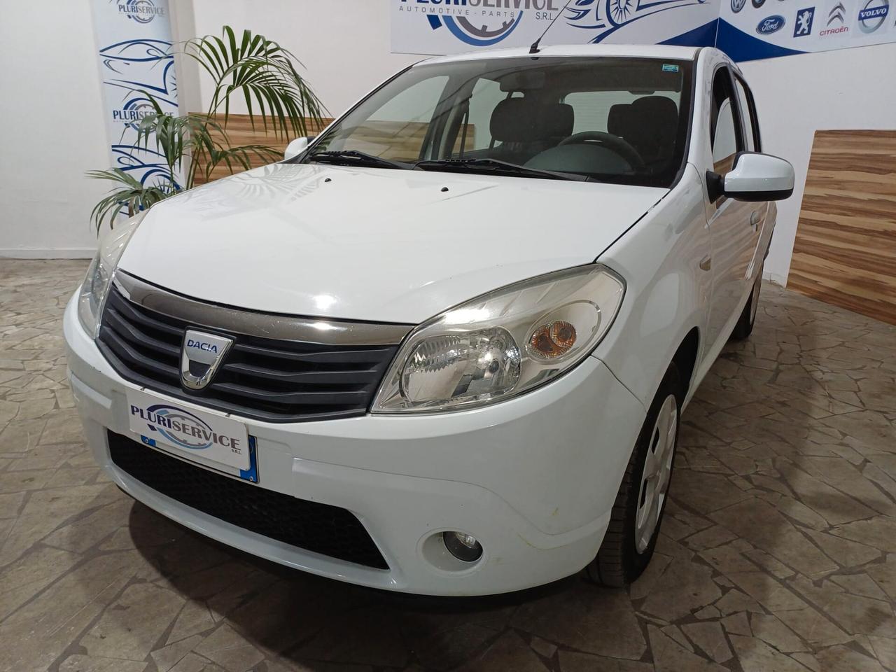 Dacia Sandero GPL DI SERIE Laureate - 2010