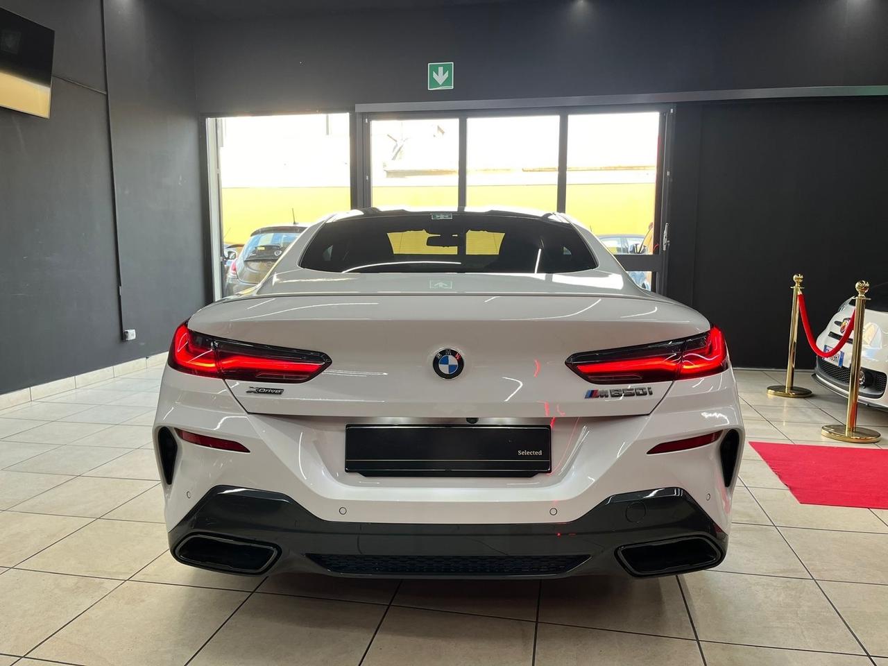 Bmw 850 M850i xDrive Coupé CARBON CORE FULL OPTIONAL