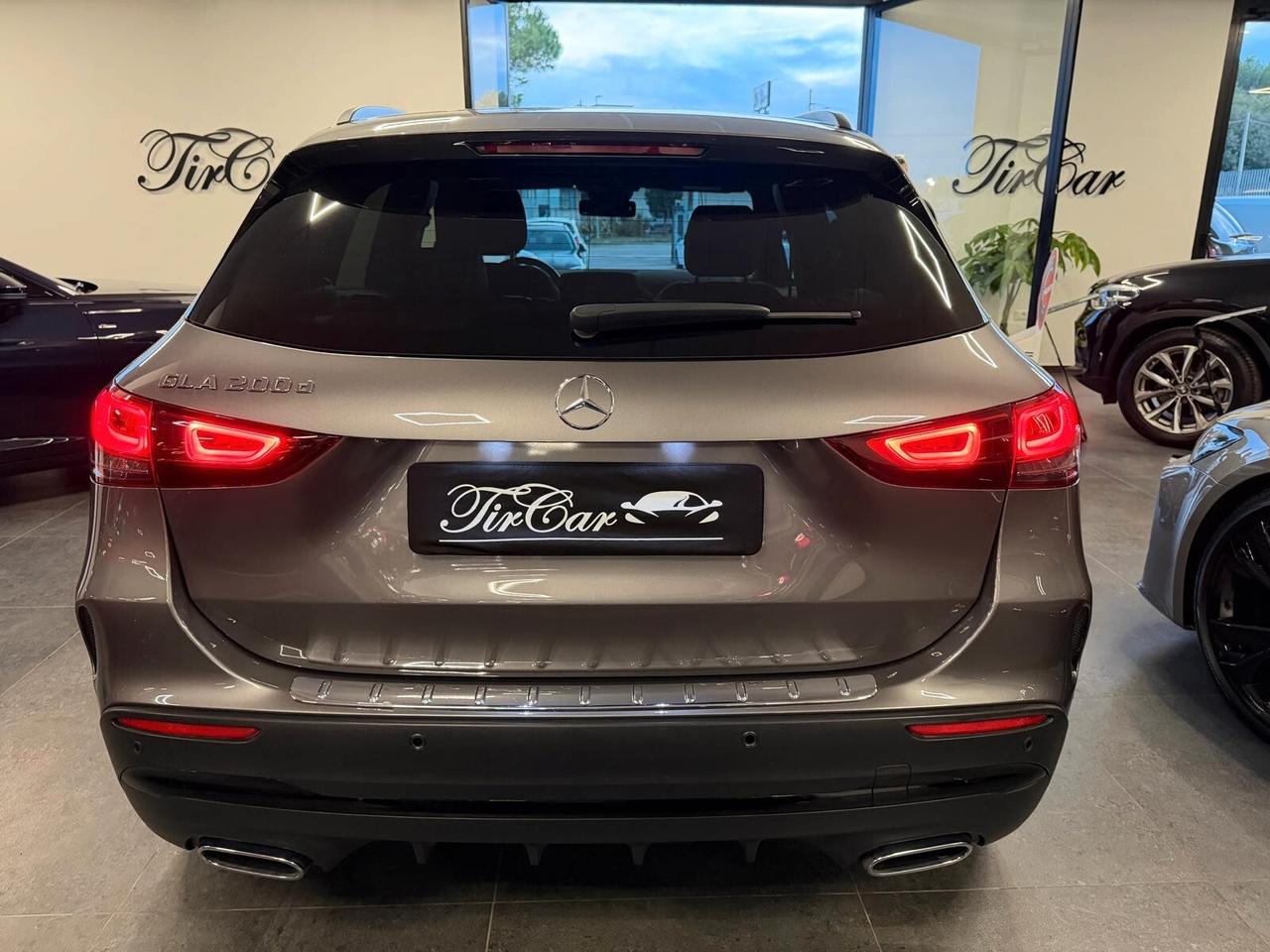 MERCEDES-BENZ GLA 200D PREMIUM 2.0 150CV PELLE NAVI CAM ANNO 2023
