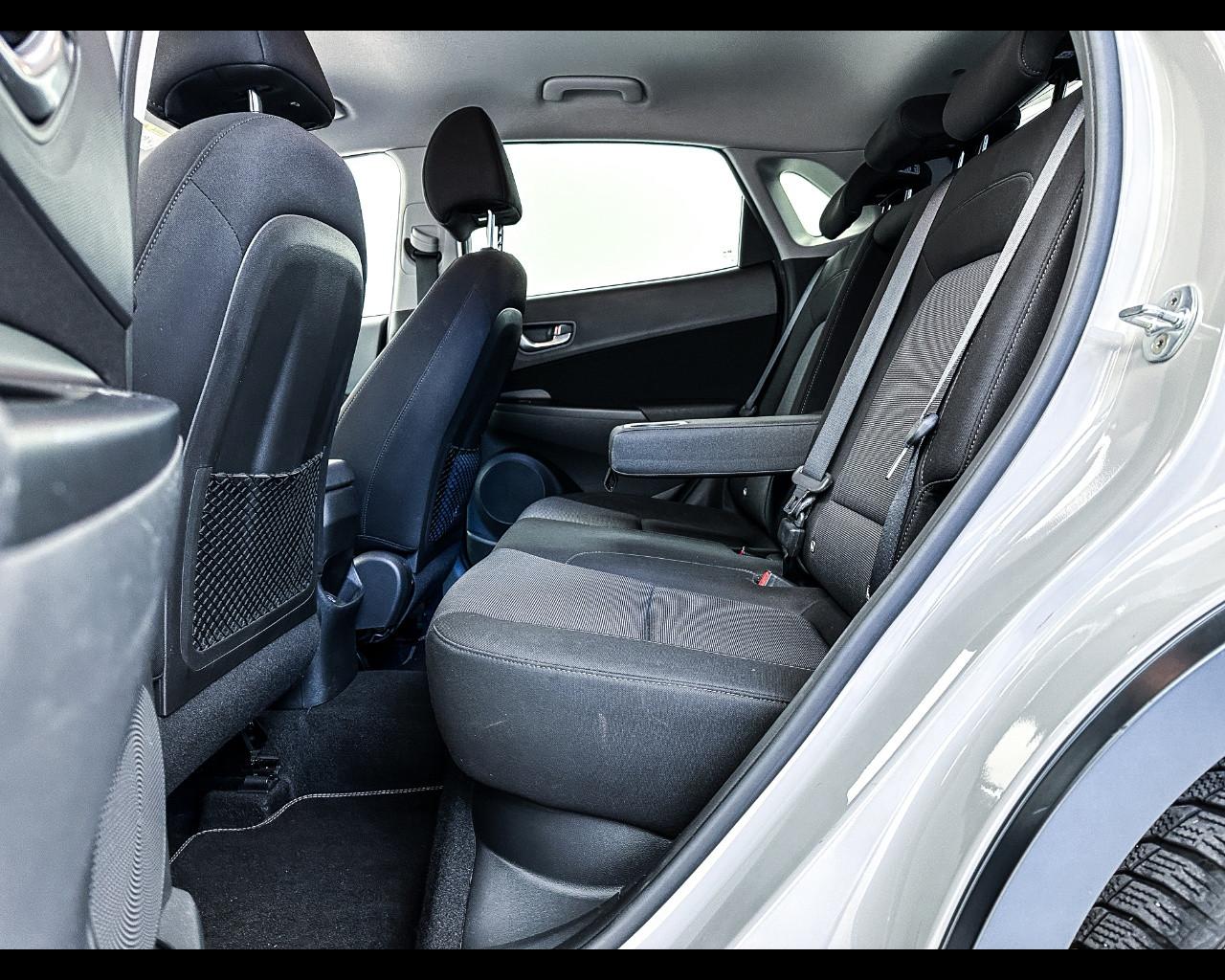 HYUNDAI Kona 1.6 CRDI 4WD Hybrid 48V DCT XLine