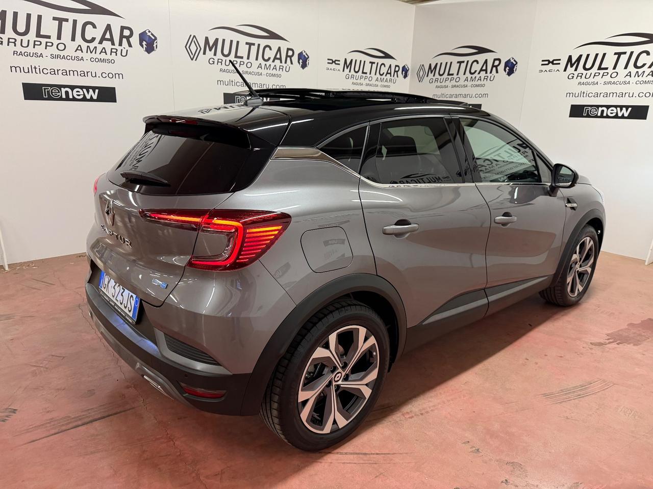 Renault Captur Full Hybrid E-Tech 145 CV RS Line