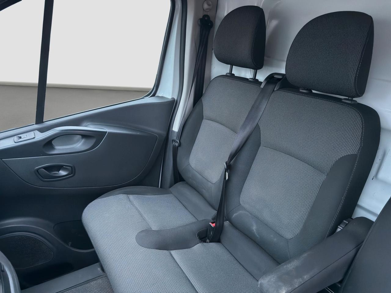 Renault Trafic T27 2.0 dCi 170CV EDC PC-TN Furg. Energy Ice Plus