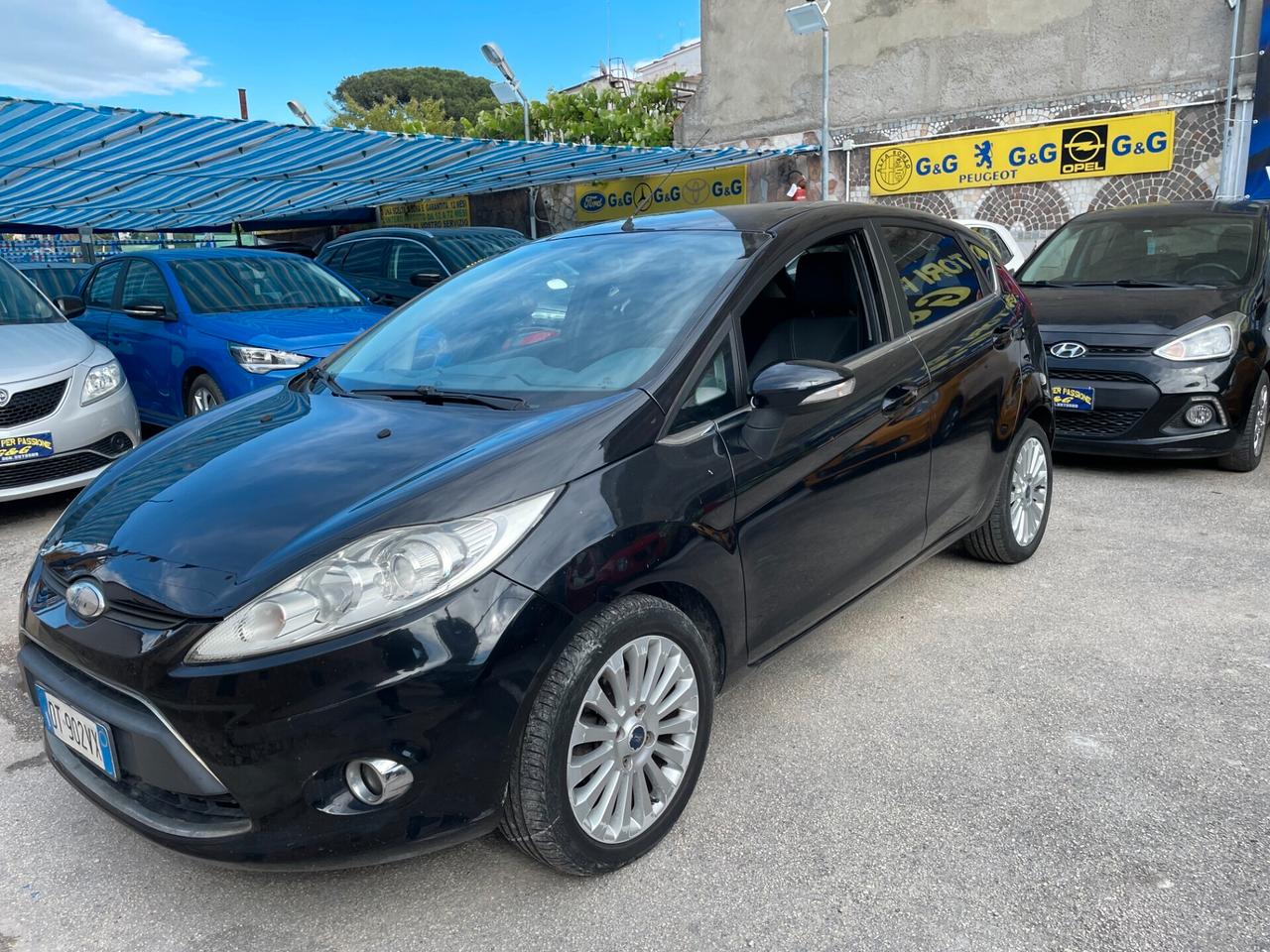Ford Fiesta 1.4 TDCi 68CV 5 porte Titanium