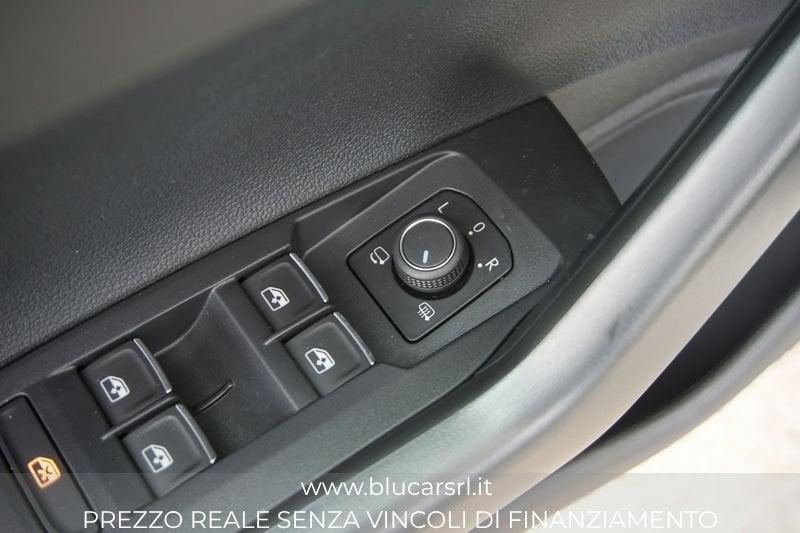 Volkswagen Polo 1.0 TSI R-Line DSG