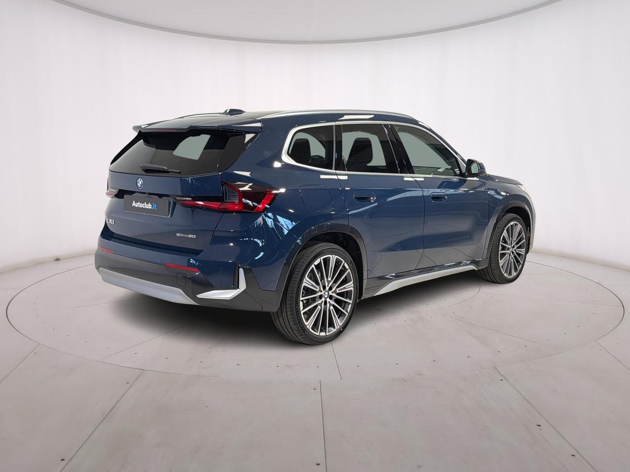BMW X1 iX1 eDrive20 Pure Edition