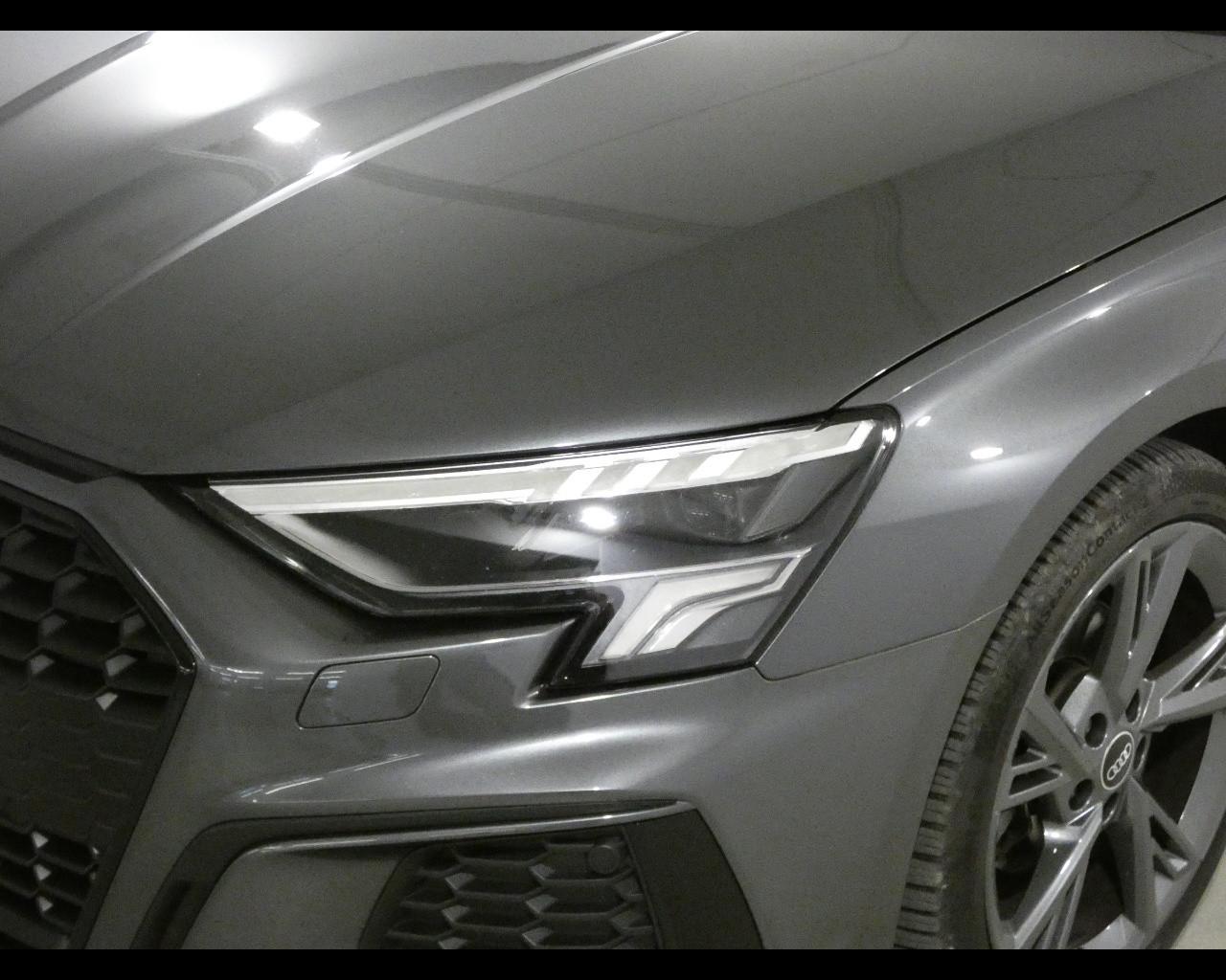 AUDI A3 4ª serie - A3 SPB 35 TDI S tronic S line edition