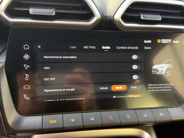 MG ZS 1.5 hybrid Luxury auto FULL OPTIONAL / PROMO FIN