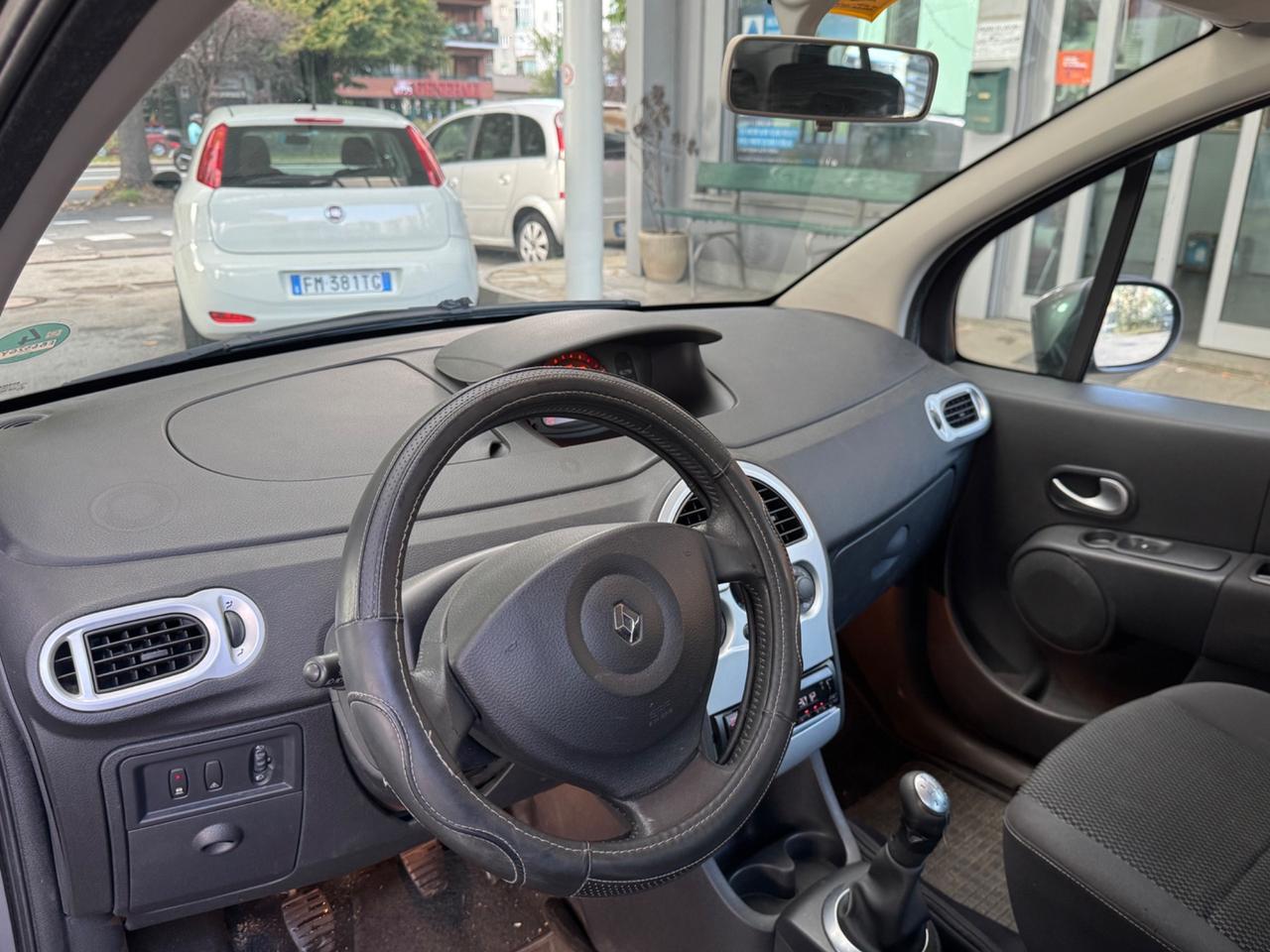 Renault Modus Grand 1.2 16V Dynamique
