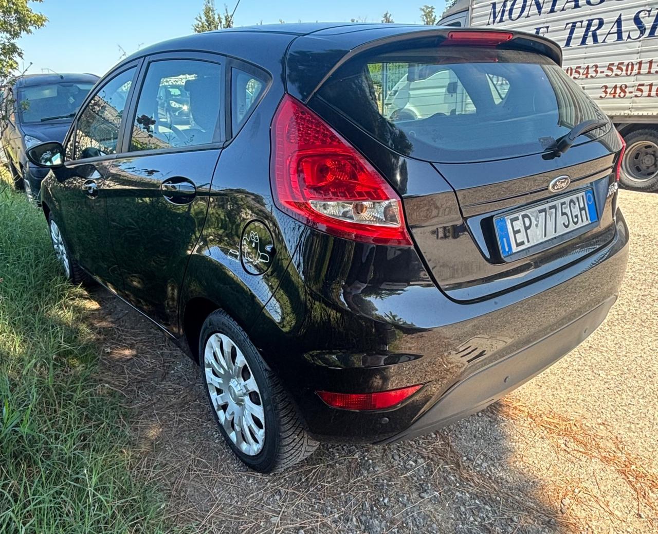 Ford Fiesta 1.4 16V 5p. Bz.- GPL Titanium Bs.