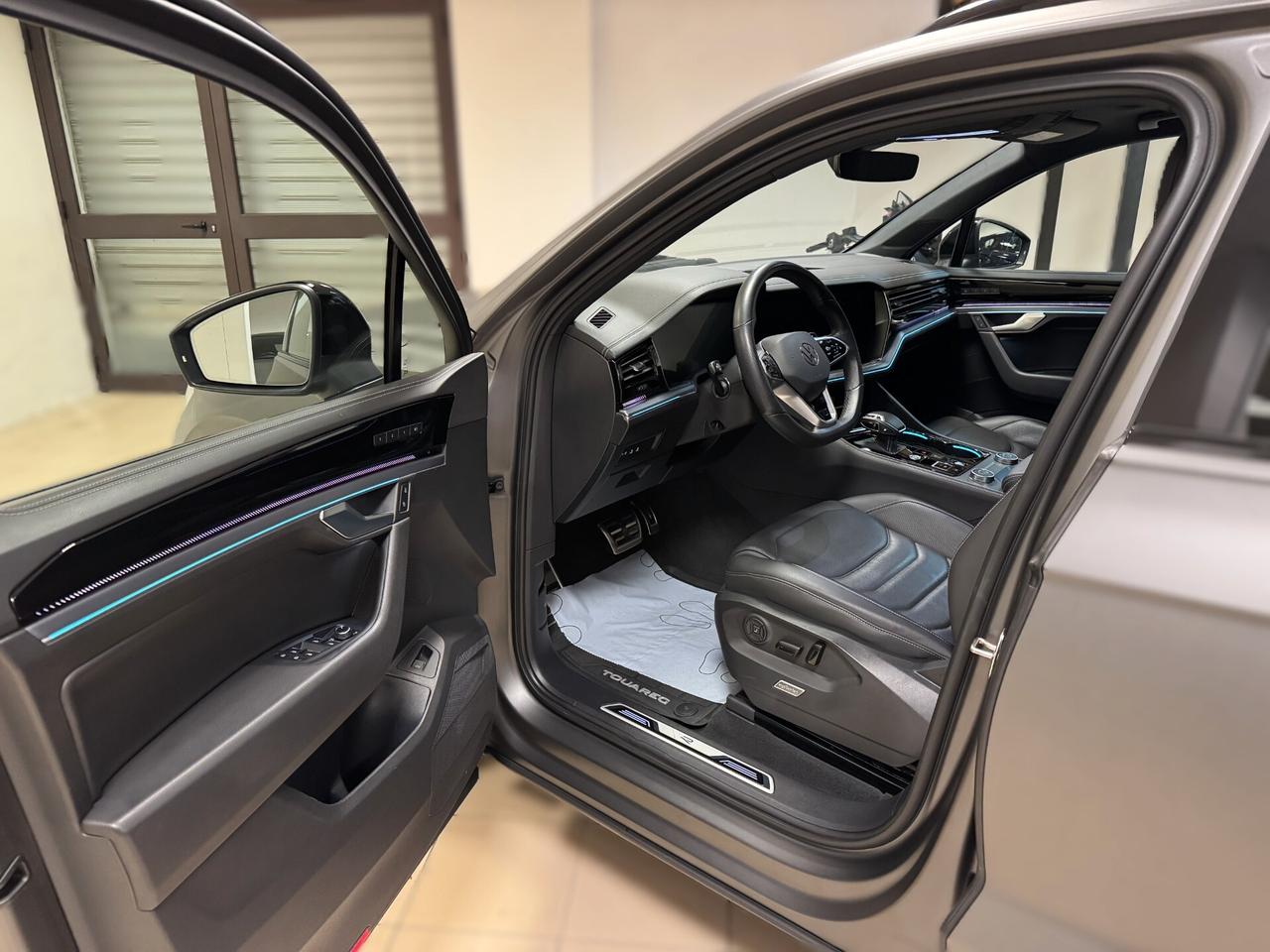 Volkswagen Touareg 3.0 V6 TDI 286 CV SCR R-Line