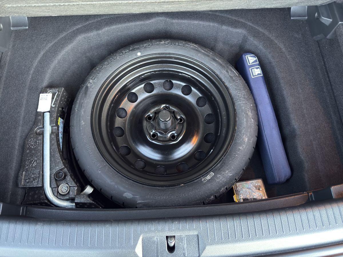 VOLKSWAGEN - Golf - 1.6 TDI 105cv 5p. Highline BlueMotion Technology