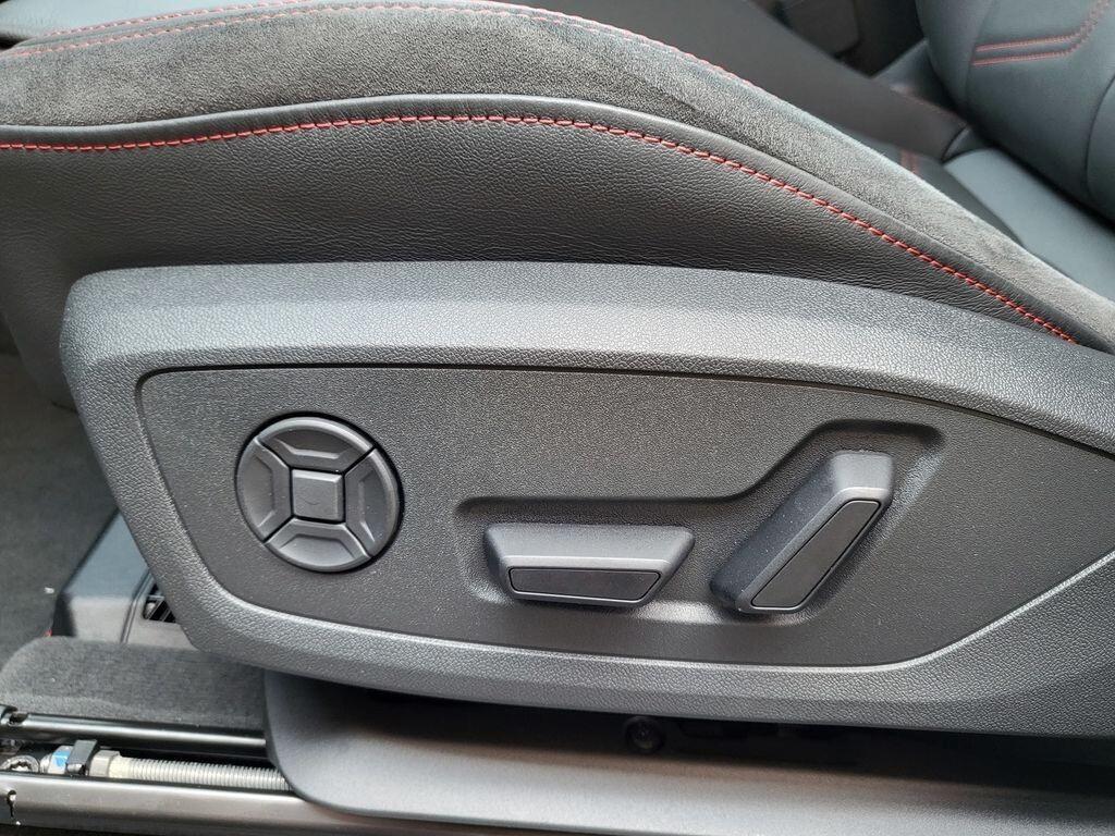 Audi Q3 45 Plug-in Hybrid S Line exclusive Sportback