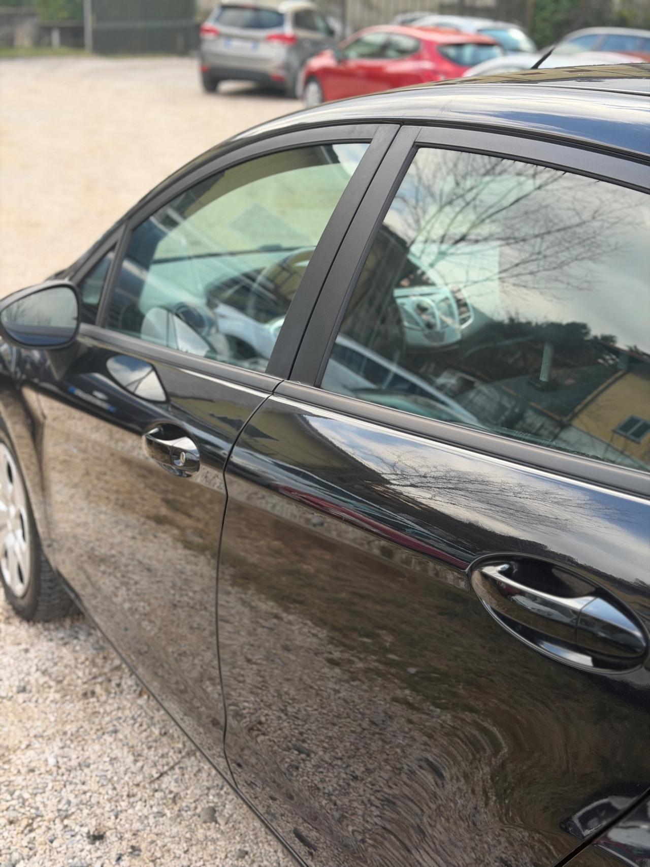 Ford FIESTA 1.2 82 CV 5P TITANIUM NEOPAT KMCERT GARANZ UNICOPR